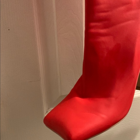 Elegant Red Over the Knee Women\'s Boots